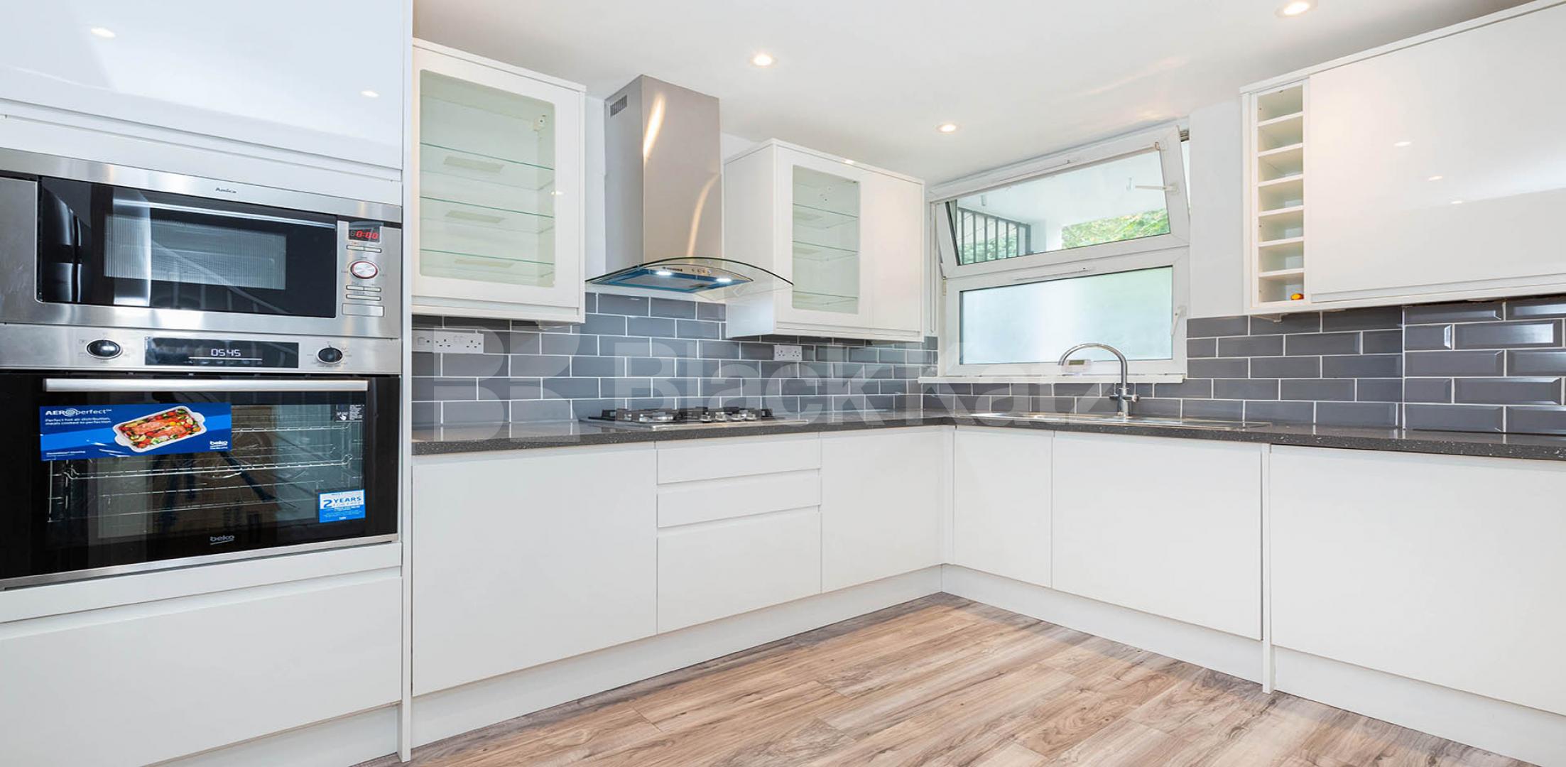 Newly refurbished 3 bed with luxury kitchen and 3 bathrooms Clarence Gardens, Camden / Euston
